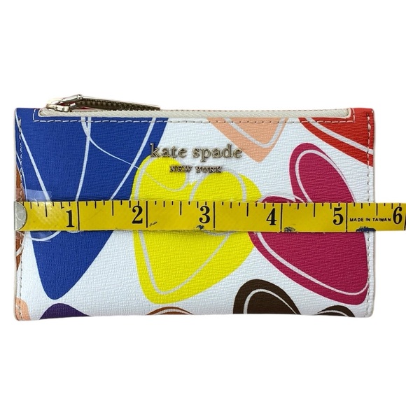 Kate Spade EUC Rainbow Hearts Printed Small Slim Bifold Wallet - Picture 14 of 16